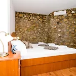 Daniela 3*