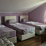 Daniela 3*