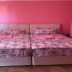 Daniela 3*