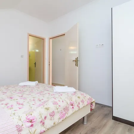 Daniela Vendégház 3*