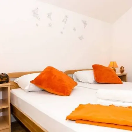 Daniela Vendégház 3*